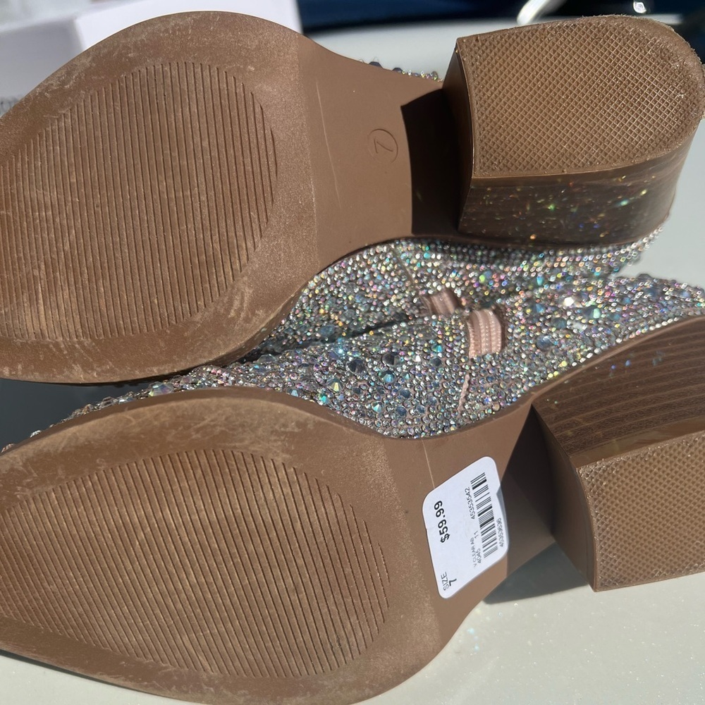 VERSONA COMFORT BOOTIES- LIKE NEW CONDITION - Picture 2 of 5
